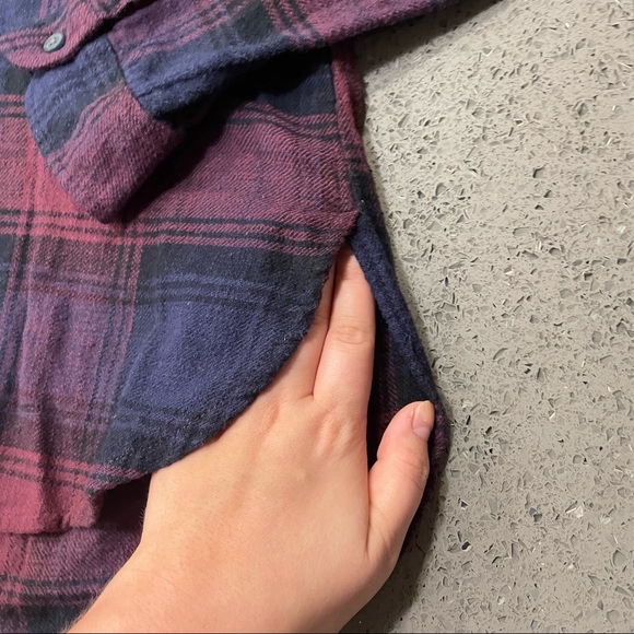 BOYFRIEND FLANNEL - Picture 5 of 8